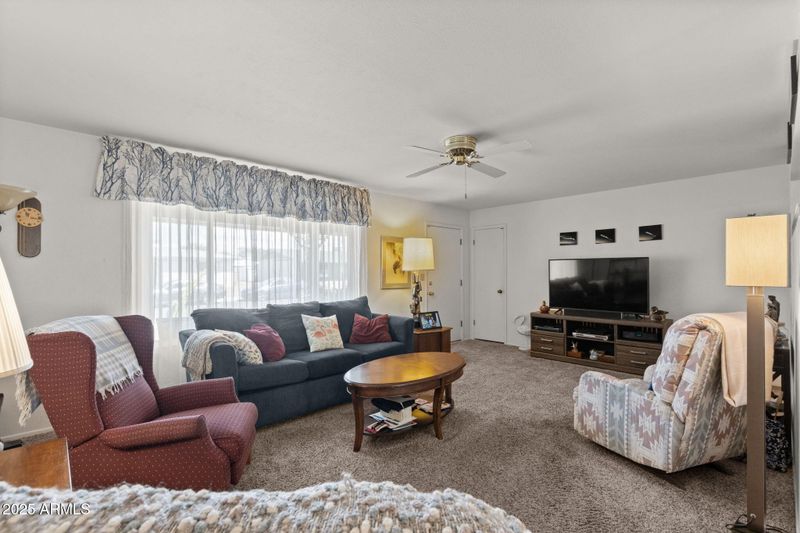 5831 E Des Moines St, Mesa, AZ 85205