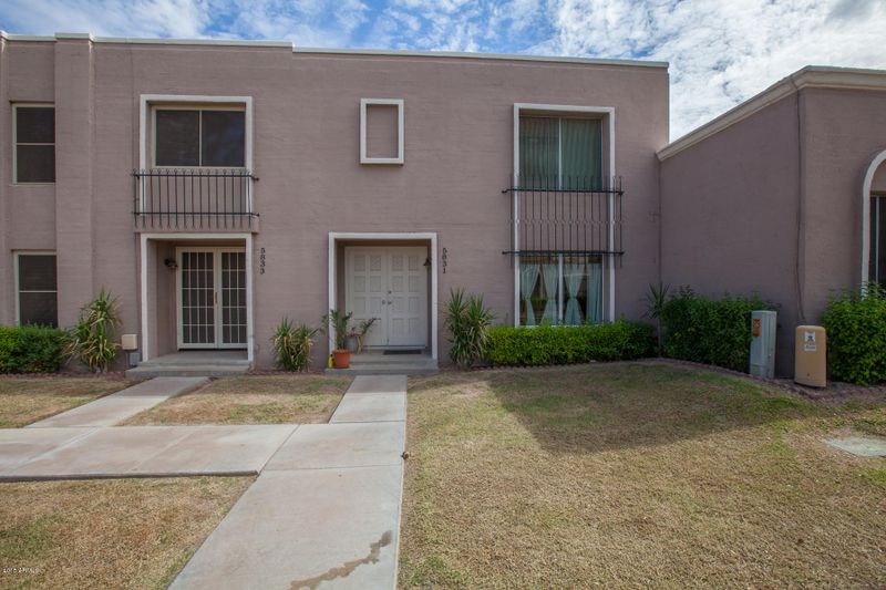 5831 E Thomas Rd, Scottsdale, AZ 85251