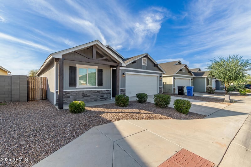 5832 12th Ln, Phoenix, AZ 85041