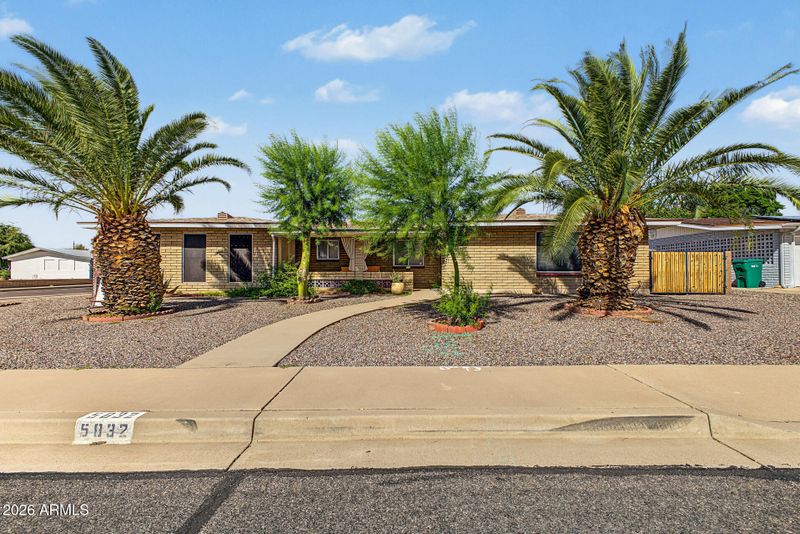 5832 E Billings St, Mesa, AZ 85205