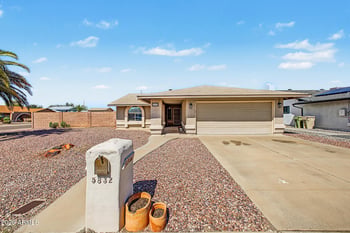 5832 W Campo Bello Dr, Glendale, AZ 85308
