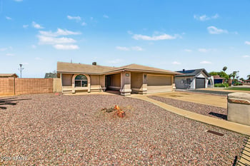 5832 W Campo Bello Dr, Glendale, AZ 85308