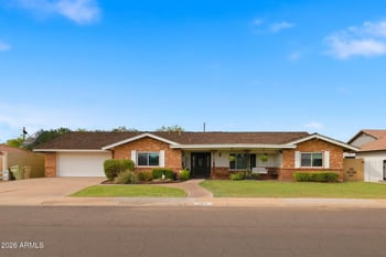 5832 W Frier Dr, Glendale, AZ 85301
