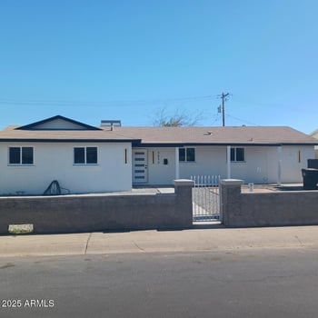 5833 W Rosewood Ln, Phoenix, AZ 85031