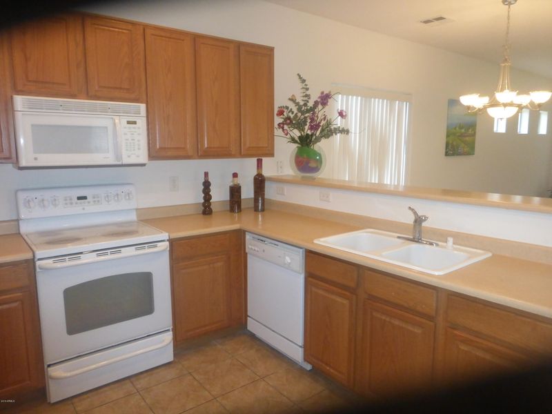 5834 S 9th Dr, Phoenix, AZ 85041