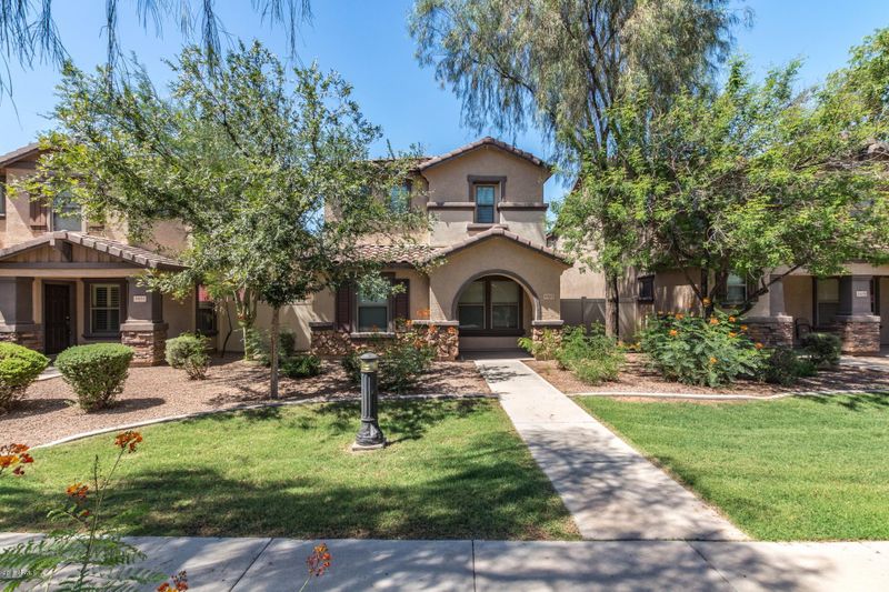 5835 E Grove Ave, Mesa, AZ 85206