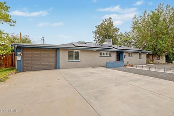 5835 N 16th Pl, Phoenix, AZ 85016