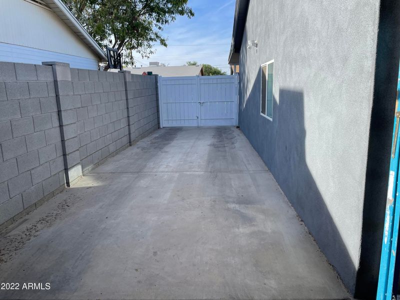 5835 W Cheery Lynn Rd, Phoenix, AZ 85031