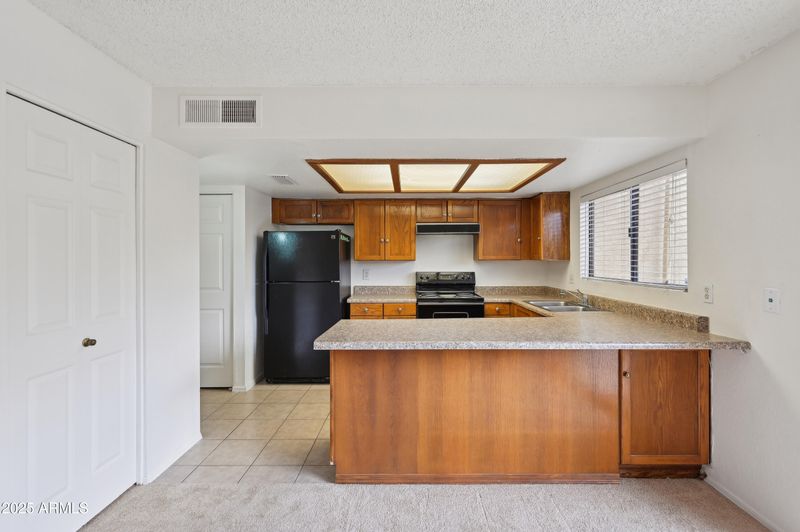 5835 W Evans Dr, Glendale, AZ 85306