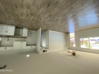 5836 64th Ave, Glendale, AZ 85301