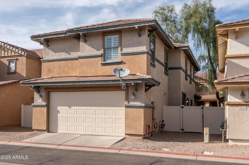 5836 Hampton Ave, Mesa, AZ 85206