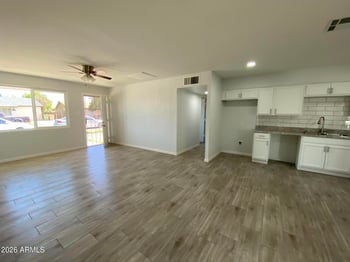 5836 64th Ave, Glendale, AZ 85301