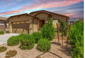 5837 89th Dr, Glendale, AZ 85305