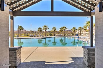 5837 89th Dr, Glendale, AZ 85305