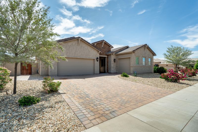 5837 W Plum Rd, Phoenix, AZ 85083