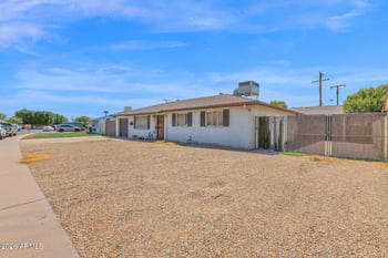 5838 N 64th Dr, Glendale, AZ 85301