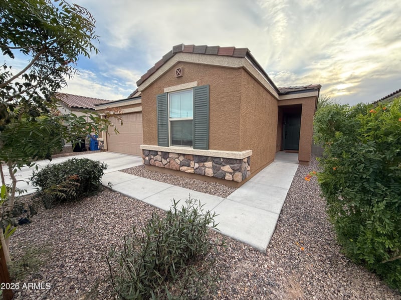 5838 S 23rd Dr, Phoenix, AZ 85041