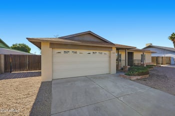 5839 Hearn Rd, Glendale, AZ 85306