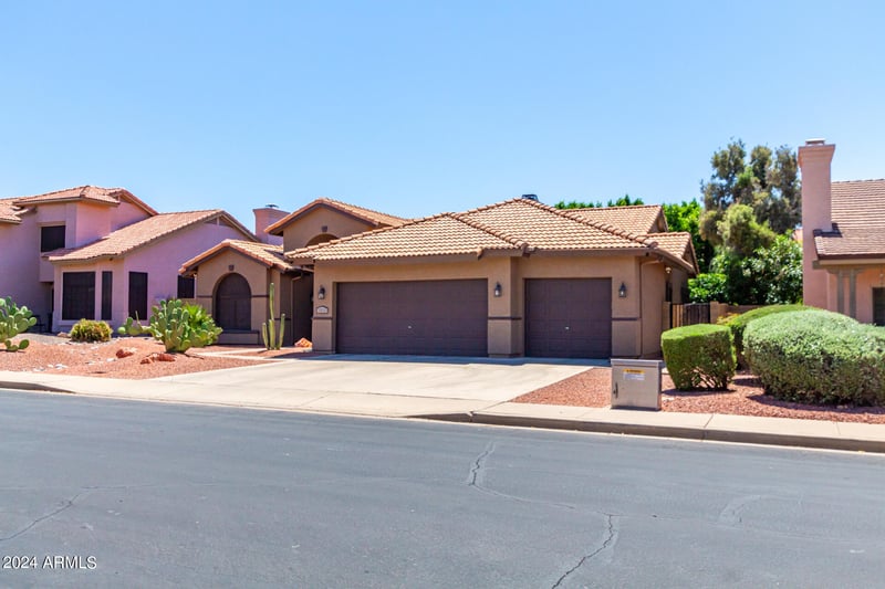 5839 Jensen St, Mesa, AZ 85205