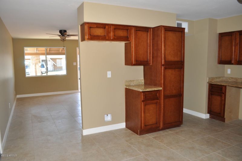 5839 N 64th Ave, Glendale, AZ 85301