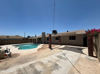5839 Rosewood Ln, Phoenix, AZ 85031