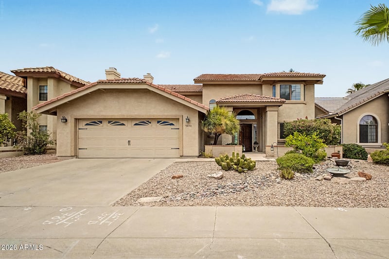 5840 Abraham Ln, Glendale, AZ 85308