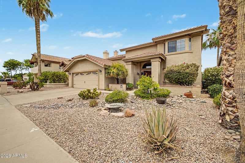 5840 Abraham Ln, Glendale, AZ 85308