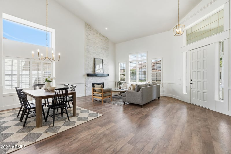 5840 W Charter Oak Rd, Glendale, AZ 85304