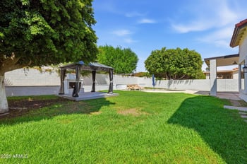 5840 W Charter Oak Rd, Glendale, AZ 85304