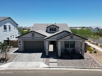 5841 Sanford St, Mesa, AZ 85215