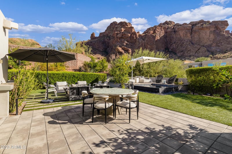 5841 Echo Canyon Cir, Phoenix, AZ 85018