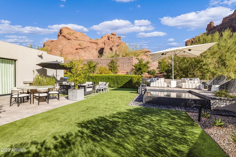 5841 Echo Canyon Cir, Phoenix, AZ 85018