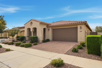 5842 Vegas --, Mesa, AZ 85212