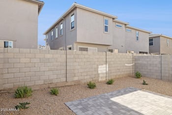 5843 Covey Ln, Phoenix, AZ 85054