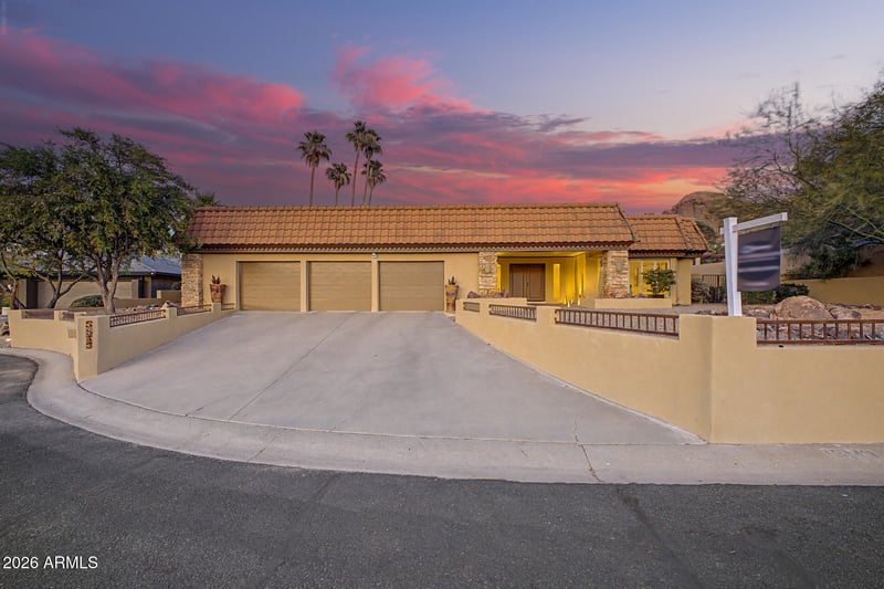 5843 N 46th St, Phoenix, AZ 85018