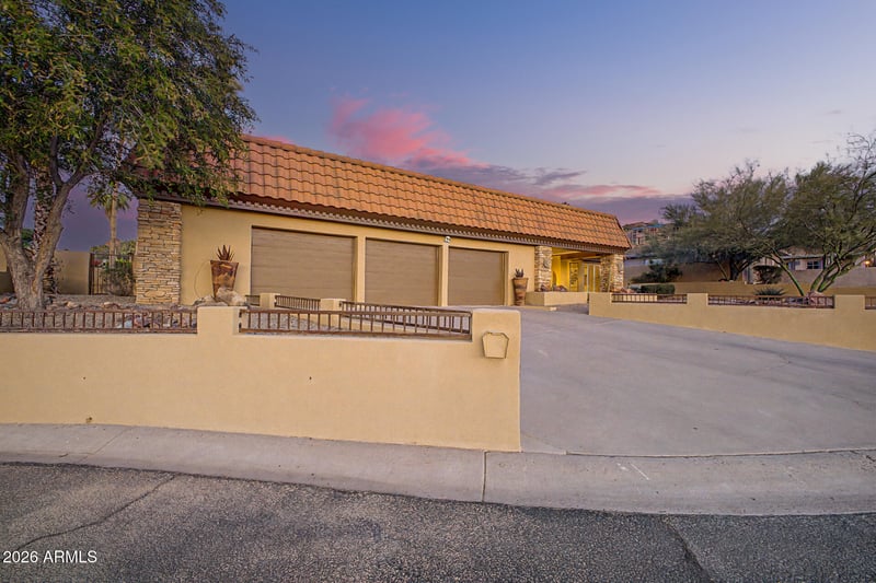 5843 N 46th St, Phoenix, AZ 85018
