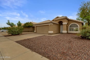 5843 Brittany Ln, Tempe, AZ 85283