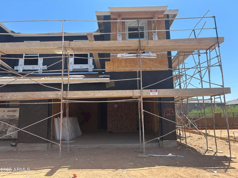 5845 E Zachary Dr, Phoenix, AZ 85054