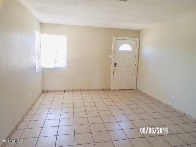 5845 W Earll Dr, Phoenix, AZ 85031