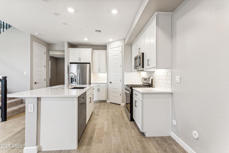 5846 E Ringtail Way, Phoenix, AZ 85054