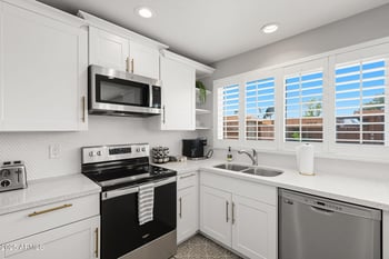 5846 Granite Reef Rd, Scottsdale, AZ 85250