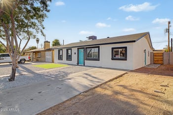 5846 Cheery Lynn Rd, Phoenix, AZ 85031