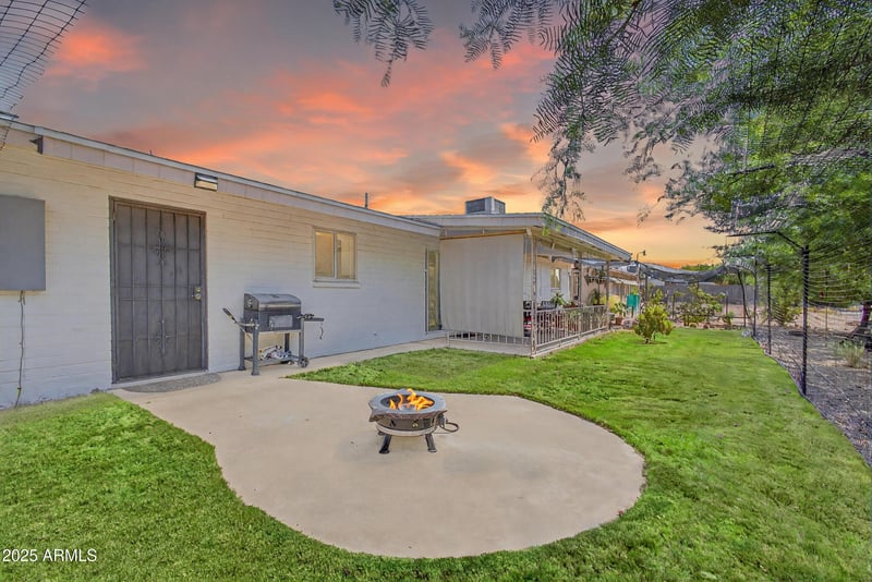 5847 Duncan St, Mesa, AZ 85205