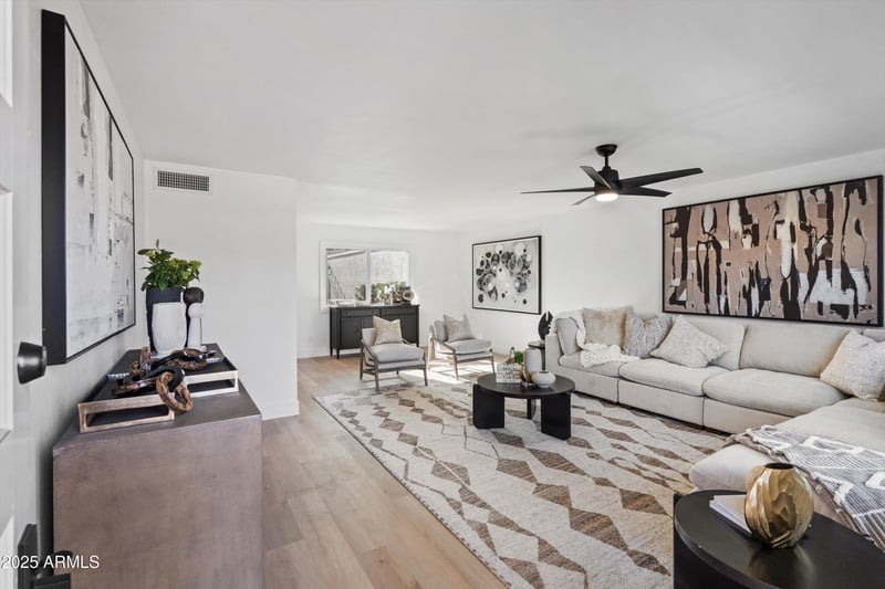 5847 Thomas Rd, Scottsdale, AZ 85251