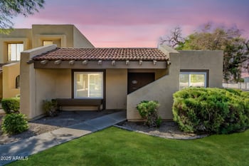 5848 Winchcomb Dr, Glendale, AZ 85306