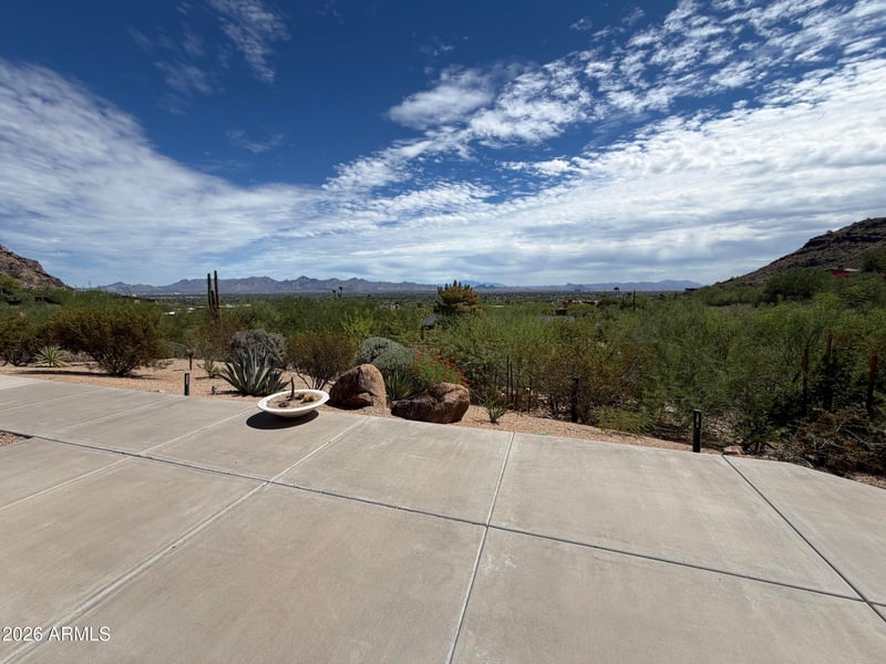 5849 E Hummingbird Ln, Paradise Valley, AZ 85253