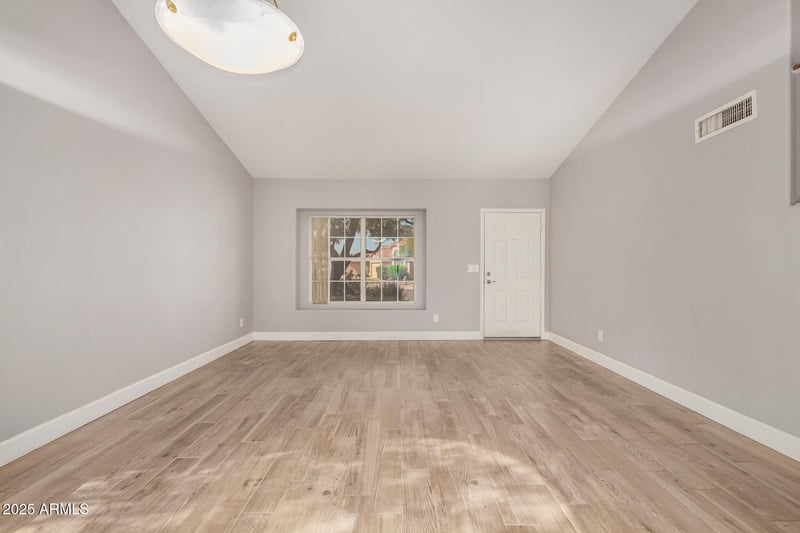 5850 Commonwealth Ave, Chandler, AZ 85226