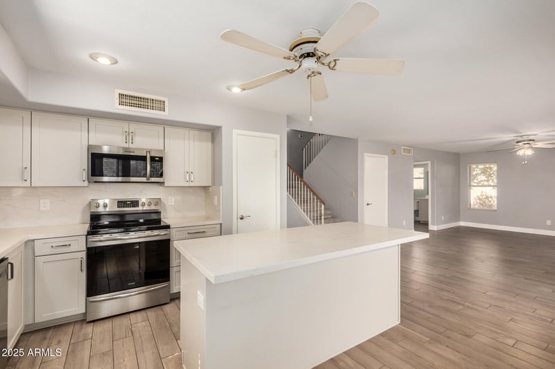 5850 Commonwealth Ave, Chandler, AZ 85226