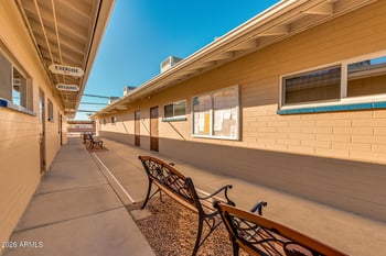 5851 Dodge St, Mesa, AZ 85205