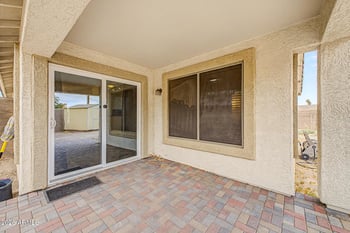 5853 Seldon Ln, Glendale, AZ 85302
